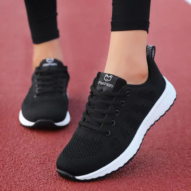Platform Running Shoes with Air Cushion Technology