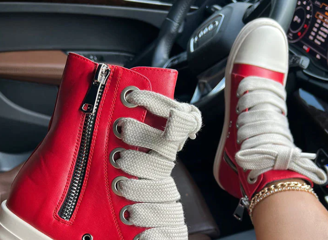 Lace-Up Muffin Thick Sole Sneakers for Women