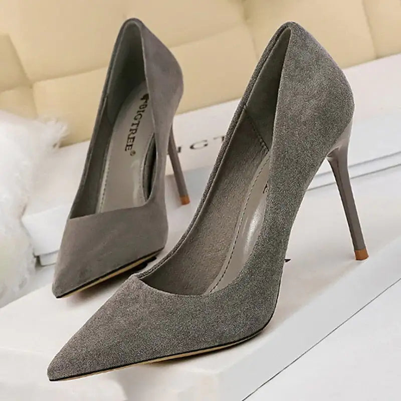 Alluring High Heel Pumps