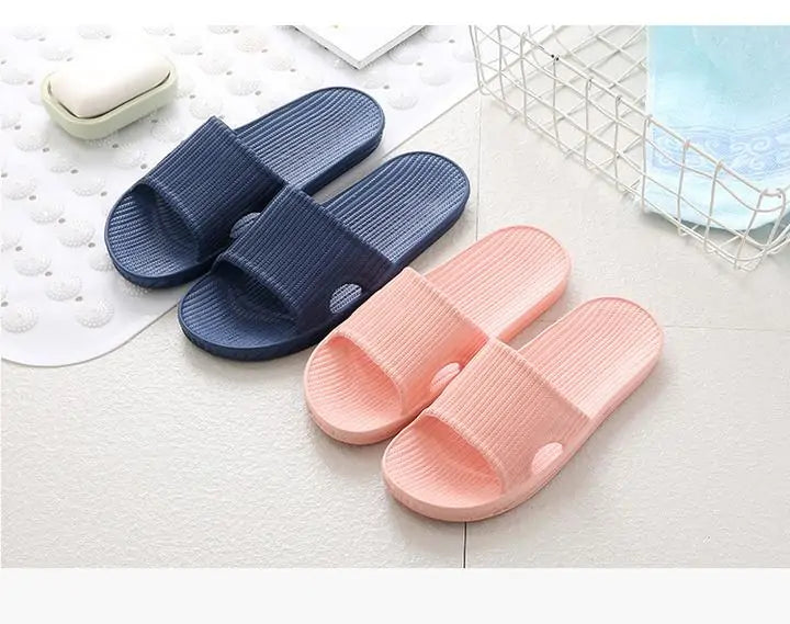 Cozy anti-slip slippers