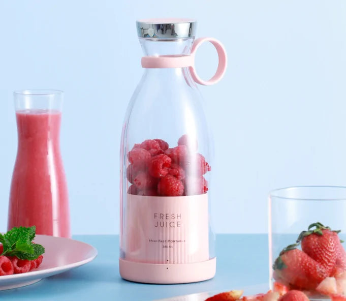 Compact Juice Blender