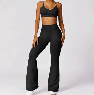 Sleek Women's Seamless Workout Suit Set