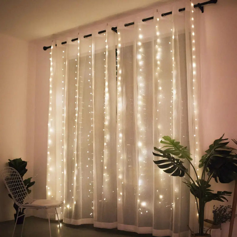 Remote-Controlled Christmas Curtain Lights