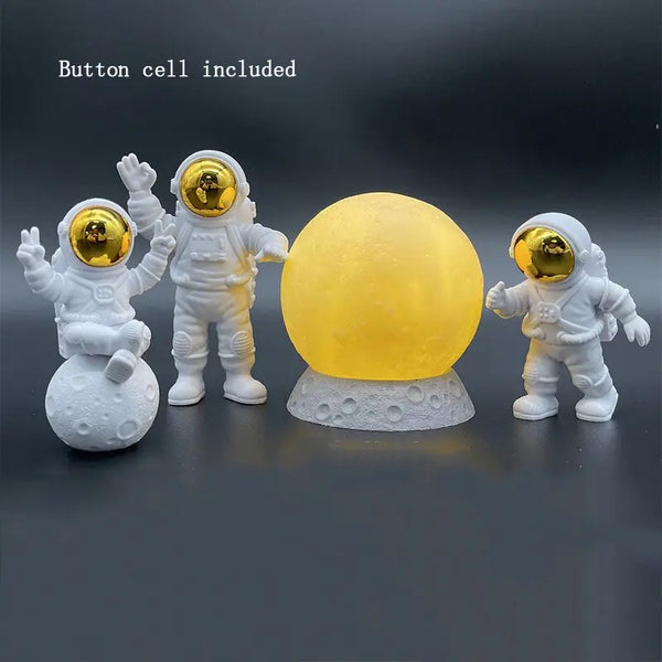 Astronaut Ornament Yellow Moon Light