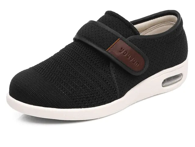 Built-in orthotic insoles to provide superior arch support