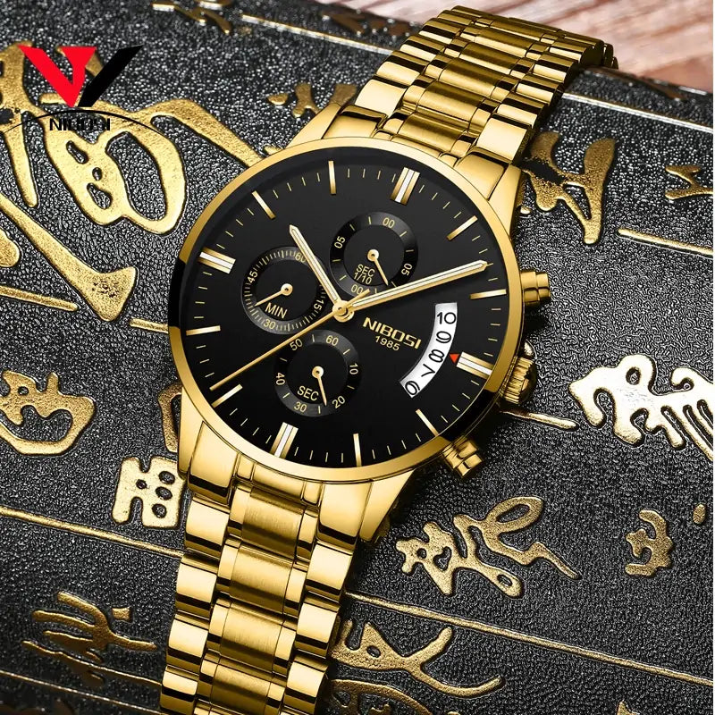 Men's Luxurious Gold Wristwatch