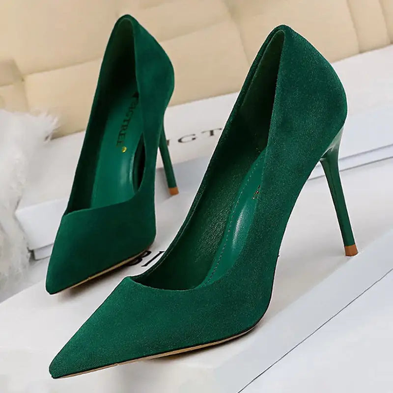 Alluring High Heel Pumps