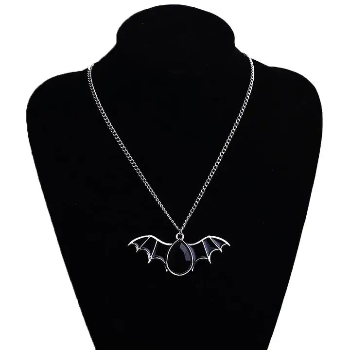 STOMART.CO.UK Vampire Bat Crystal Necklace Bat Necklace Crystal Vampire Bat Necklace Necklace Vampire Bat Necklace Free Text