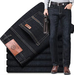Men’s Freedom Fit Straight-Leg Denim Jeans