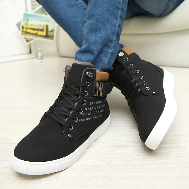 Sneakers' breathable men’s shoes design