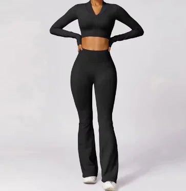 Sleek Women's Seamless Workout Suit Set