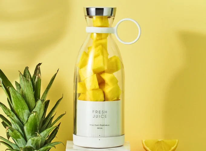 Compact Juice Blender