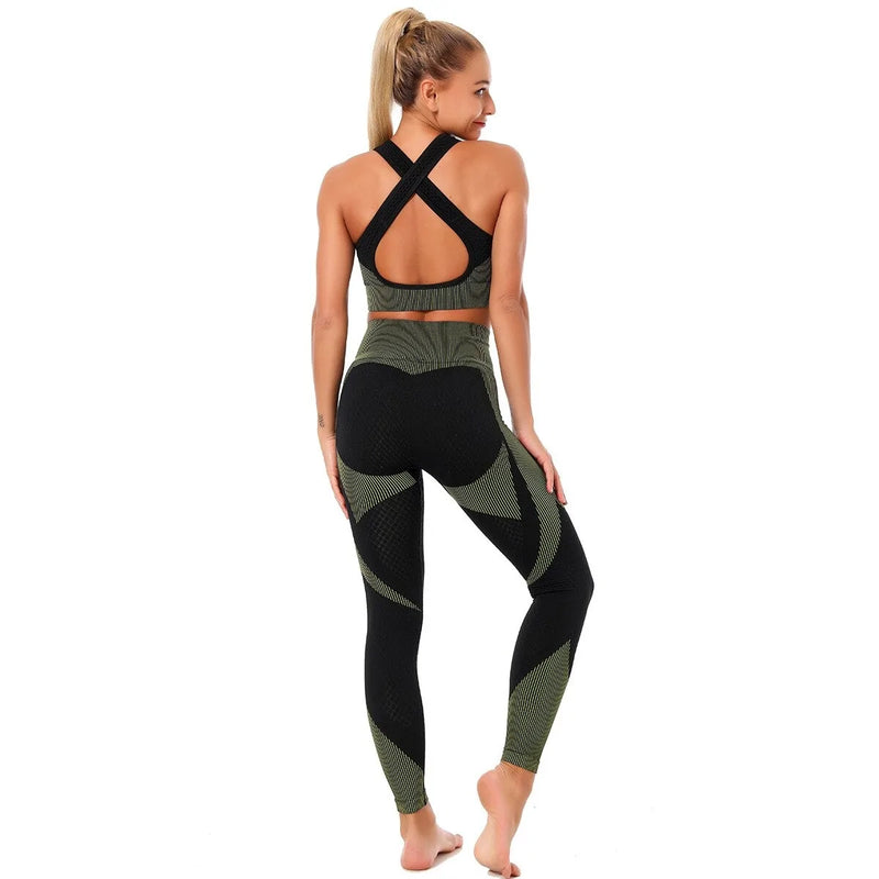 Women's fitness apparel