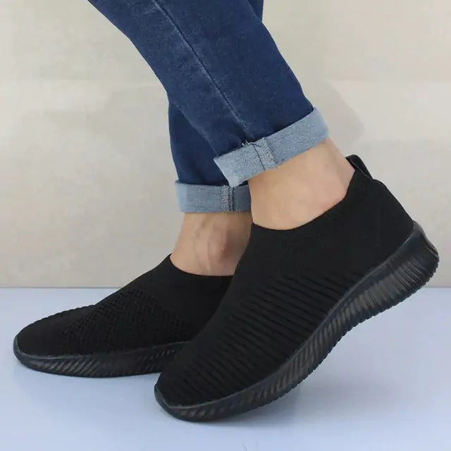 Fashionable Canvas Sneakers for Women