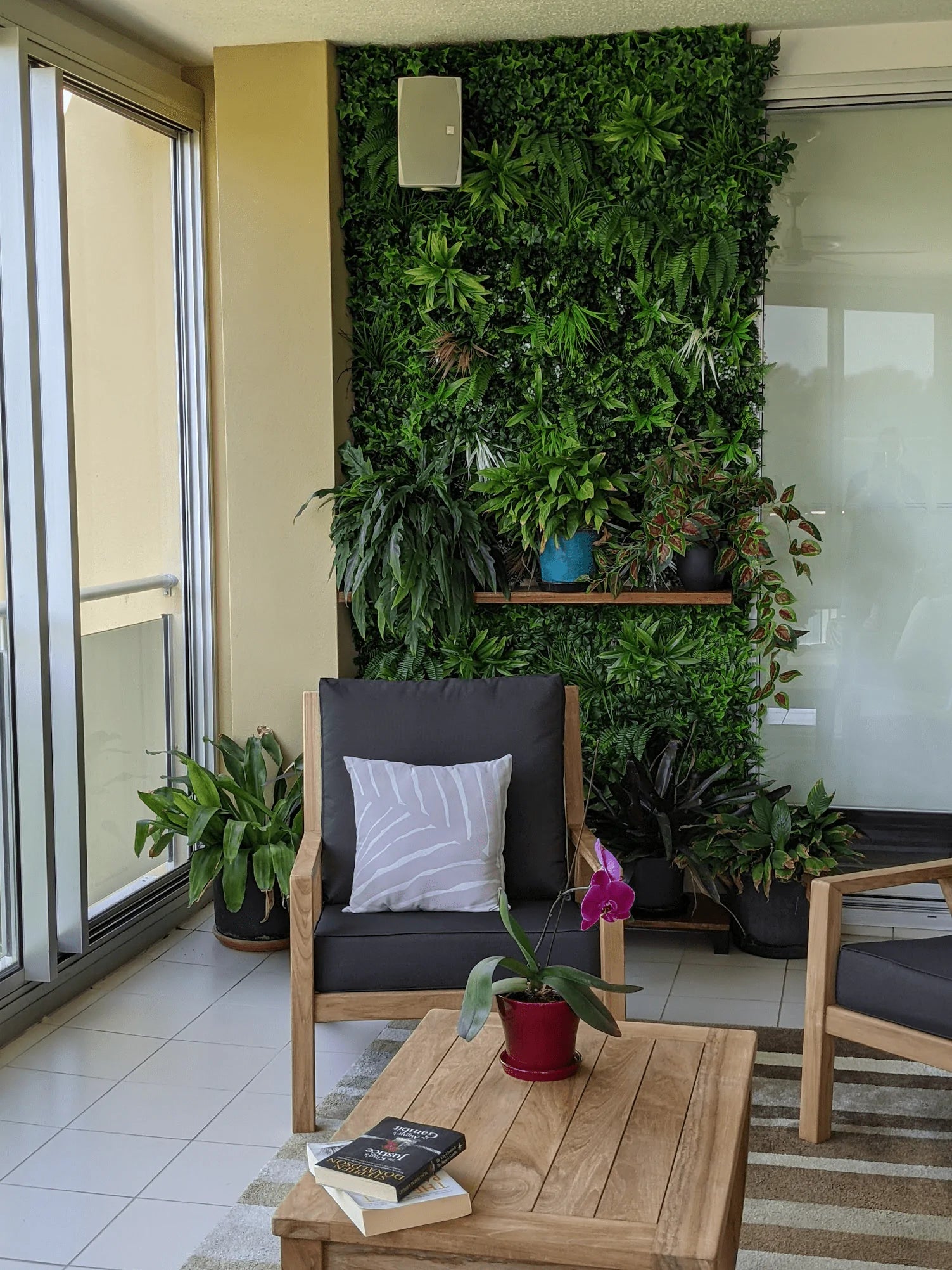 Faux Plant Green Wall