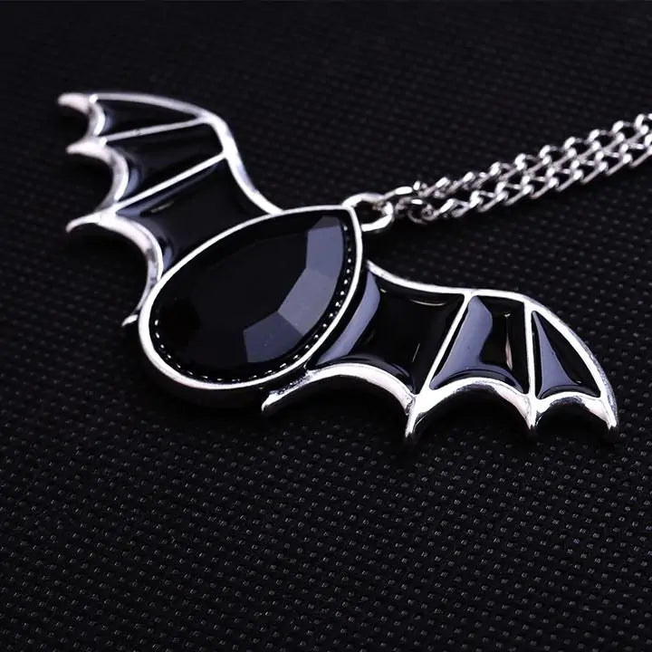 STOMART.CO.UK Vampire Bat Crystal Necklace Bat Necklace Crystal Vampire Bat Necklace Necklace Vampire Bat Necklace Free Text