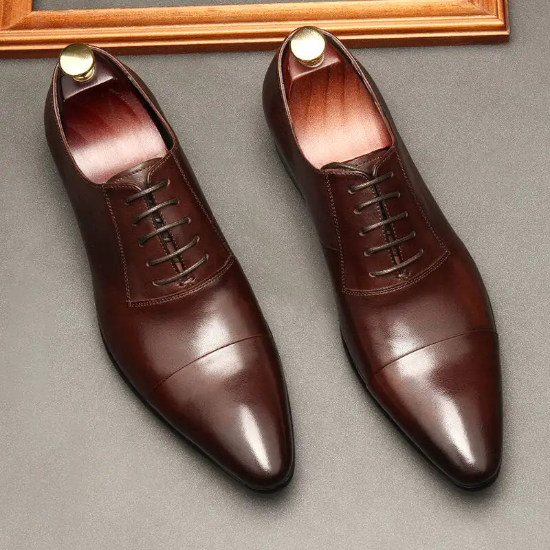 Sophisticated with Ornamental Details Leather Shoes